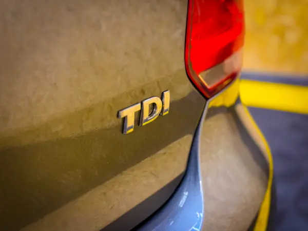 Volkswagen Polo 1.2 TDi Confortline 32