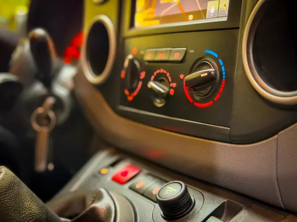 Peugeot Partner 1.6 HDi Confort 16