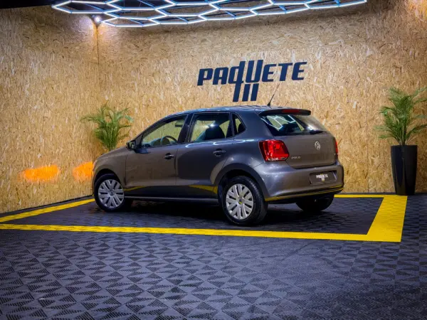Volkswagen Polo 1.2 TDi Confortline 19