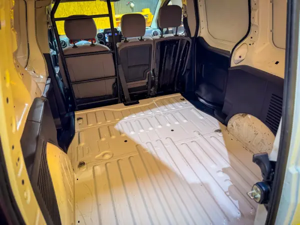 Peugeot Partner 1.6 HDi Confort 12