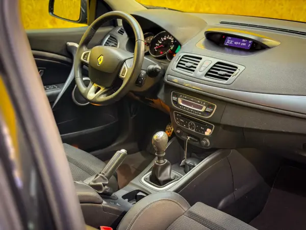 Renault Mégane Coupe 1.5 dCi GT Line SS 12