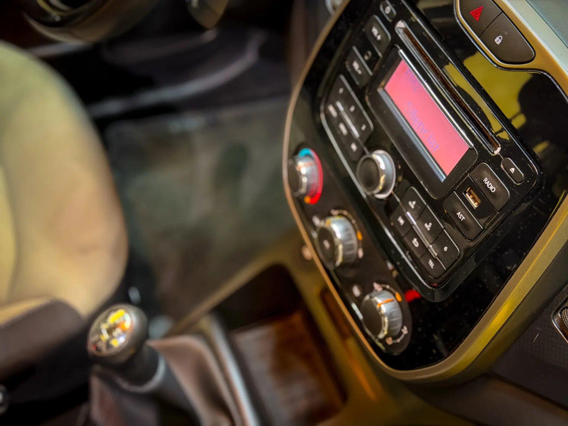 Renault Captur 1.0 TCe Intens 13