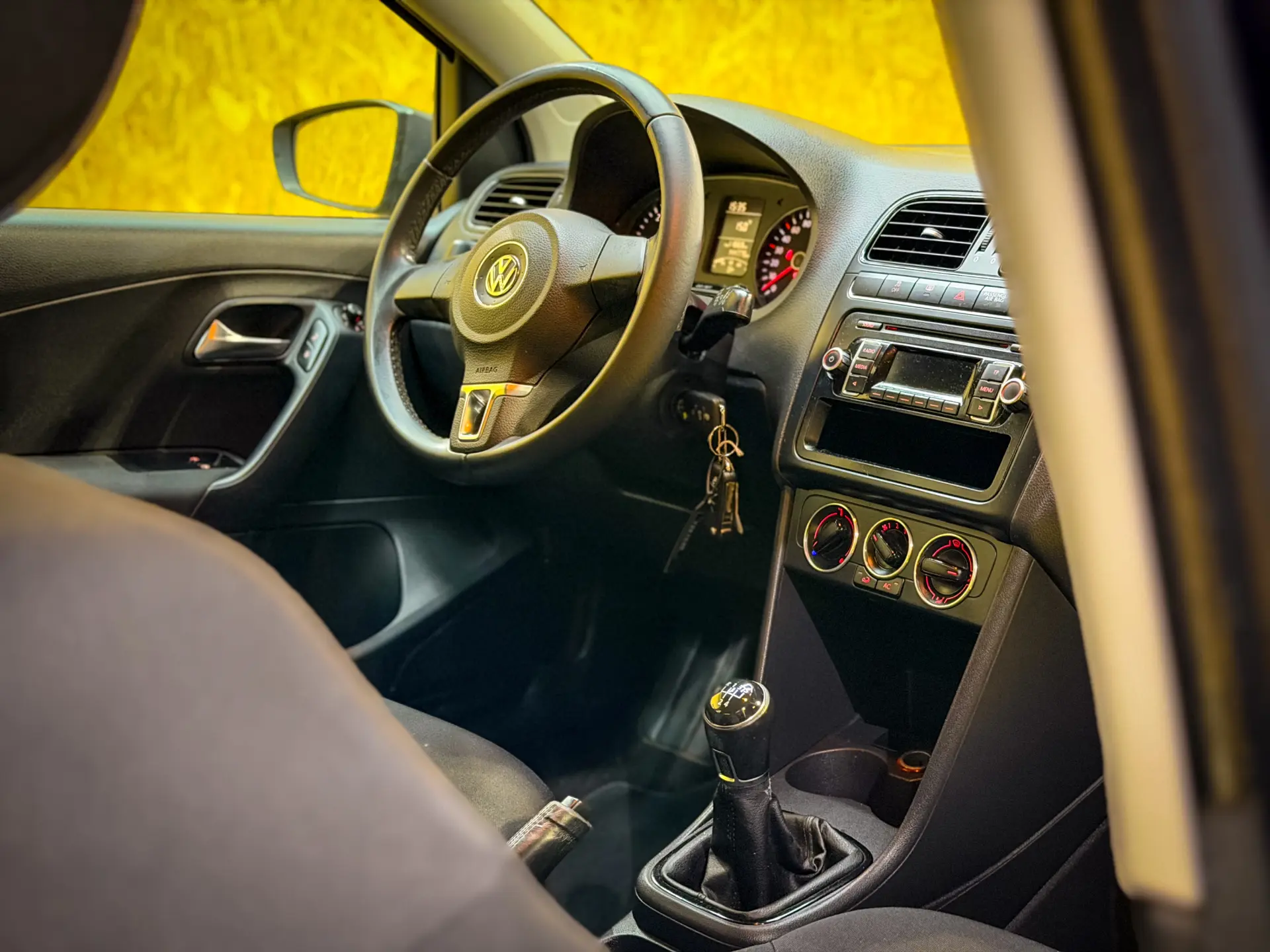 Volkswagen Polo 1.2 TDi Confortline 10