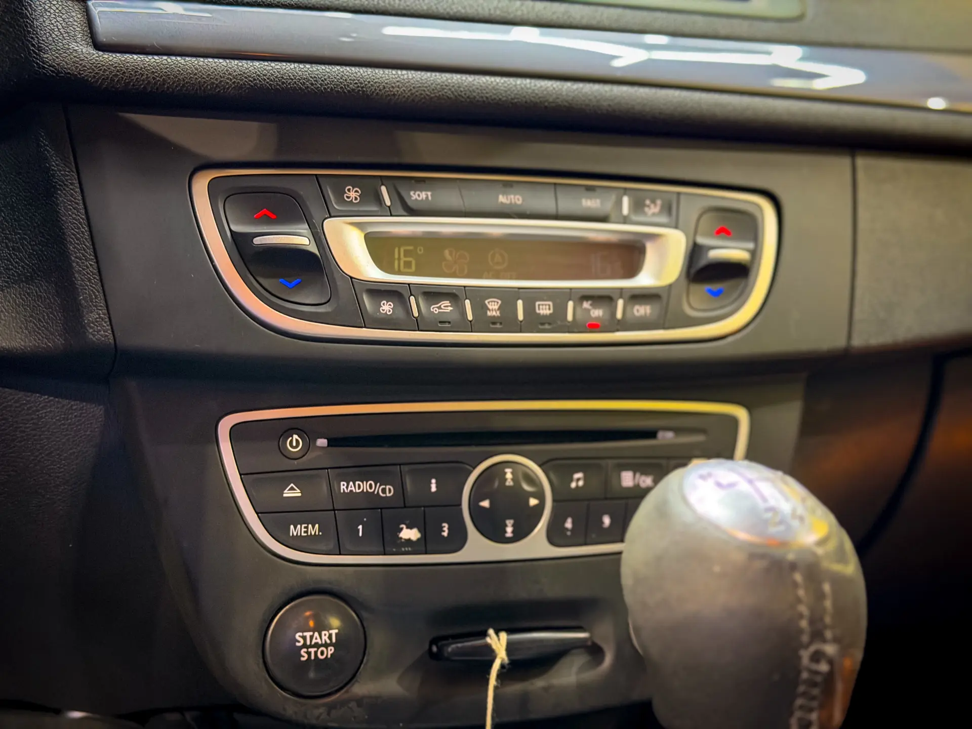 Renault Mégane Coupe 1.5 dCi GT Line SS 34