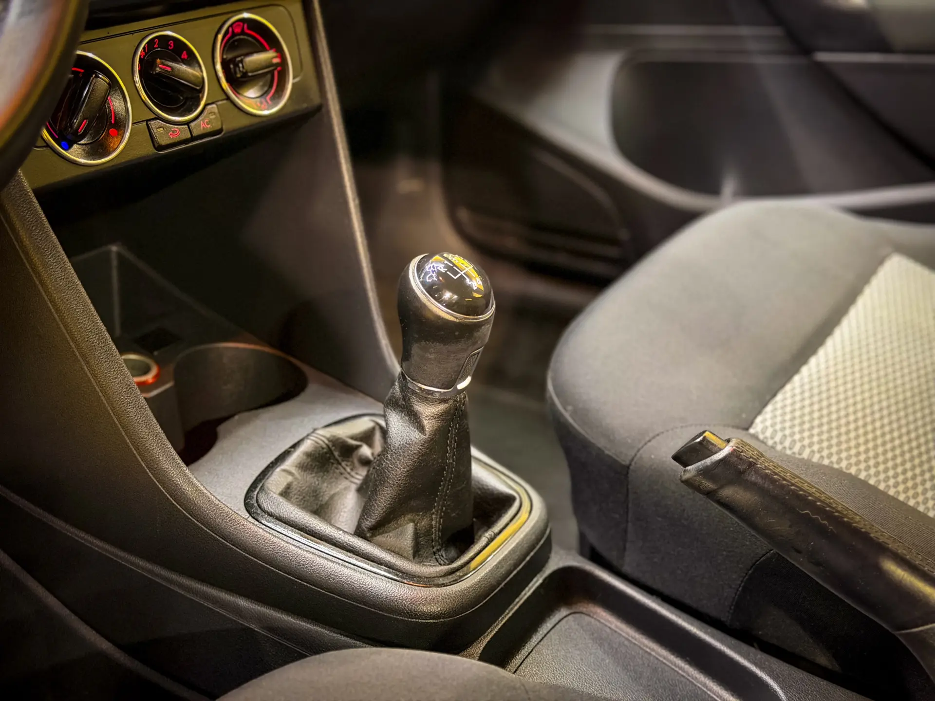 Volkswagen Polo 1.2 TDi Confortline 26