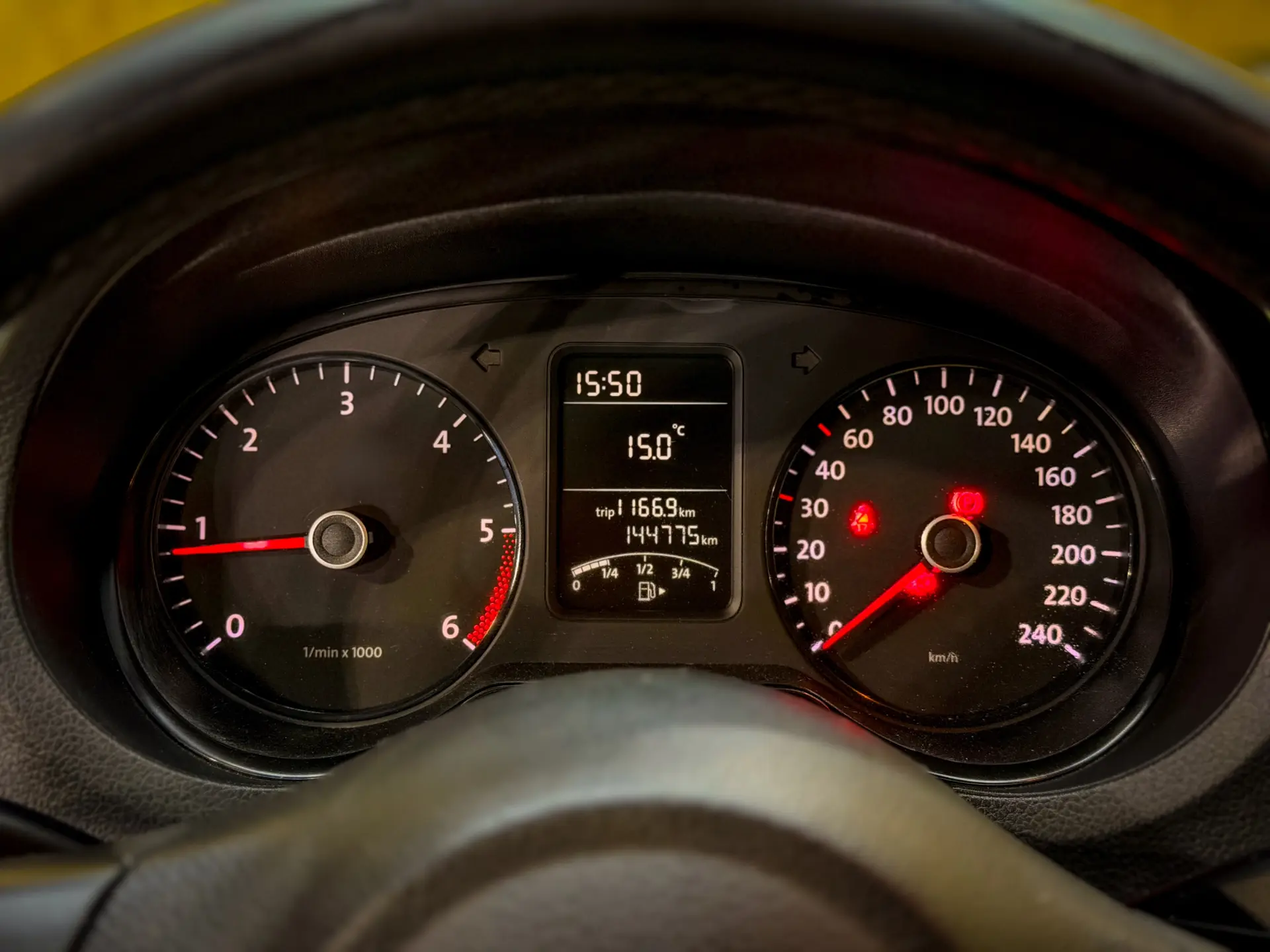 Volkswagen Polo 1.2 TDi Confortline 25