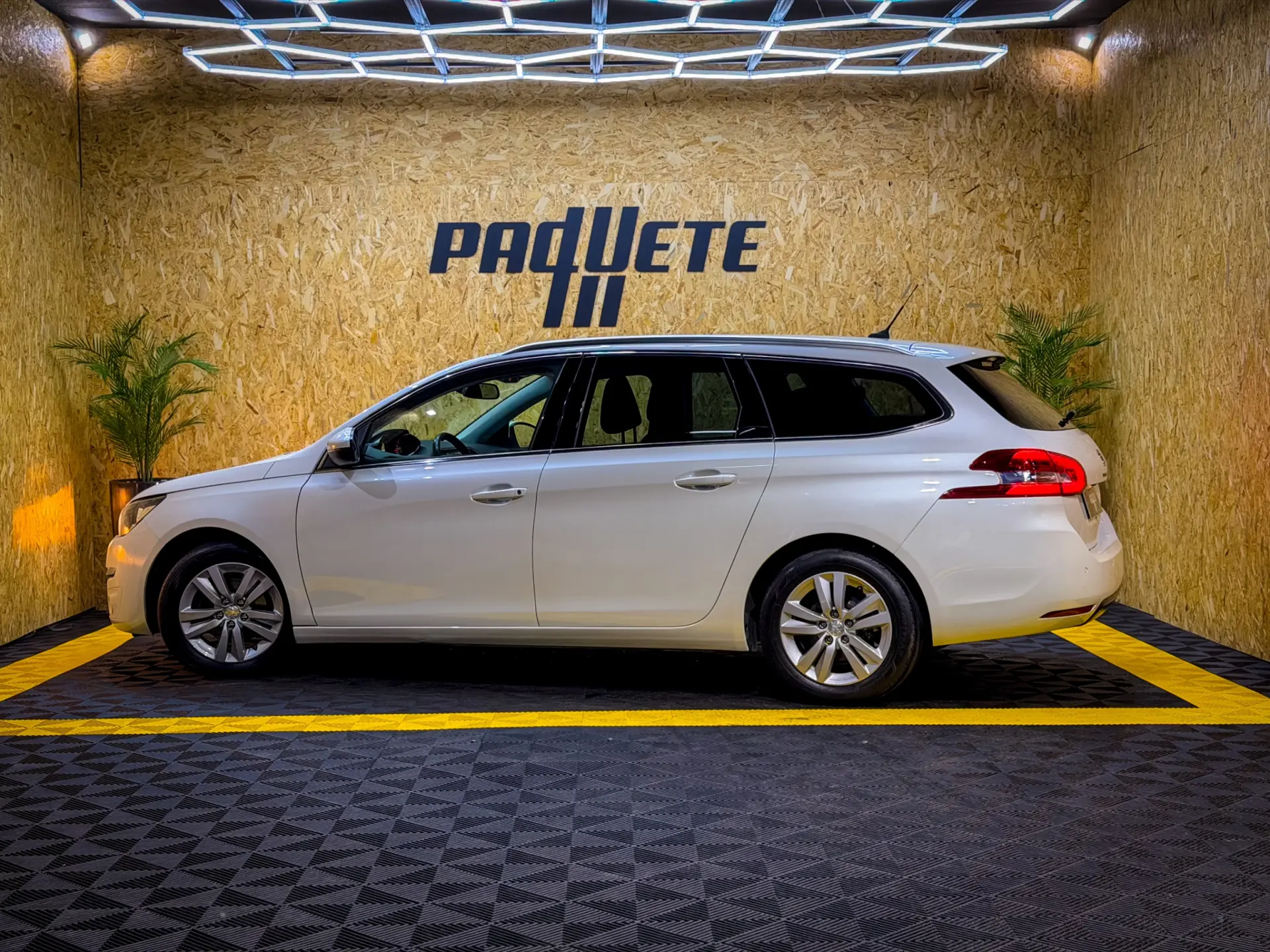 Peugeot 308 1.6 BlueHDi Active 16