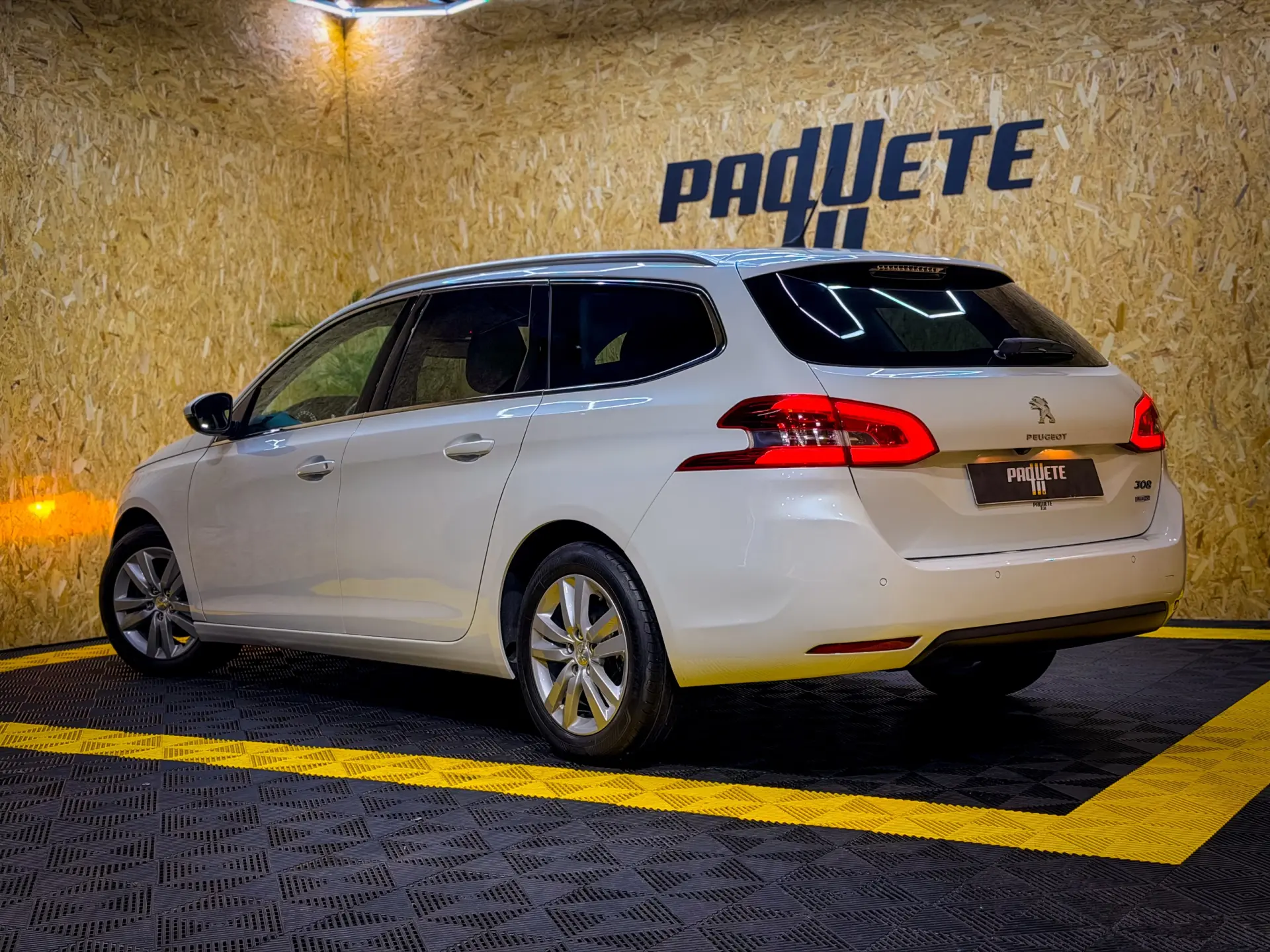 Peugeot 308 1.6 BlueHDi Active 18