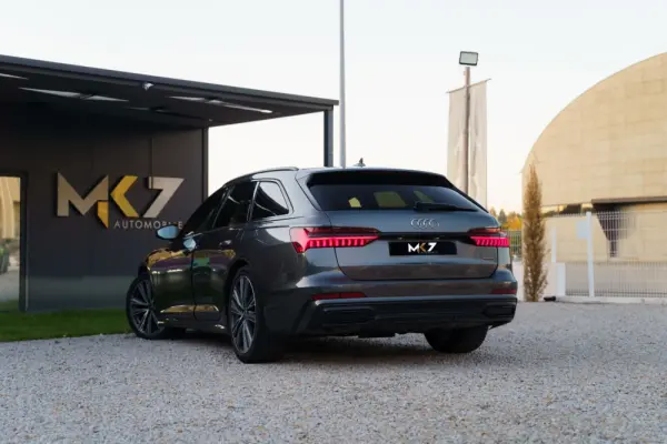 Audi A6 Avant 55 TFSIe quattro S line S tronic 4