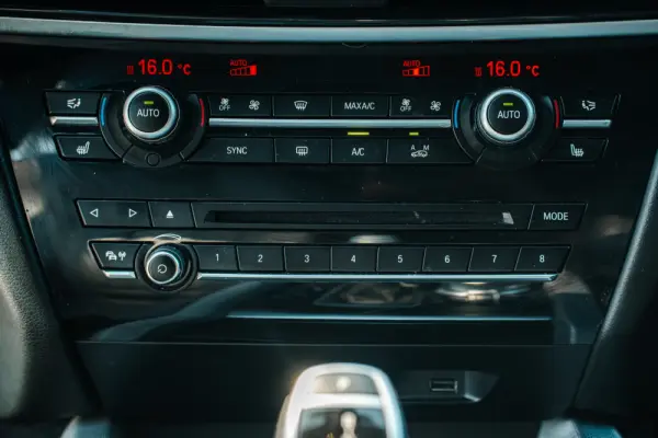 BMW X5 40 d xDrive Pack M 29