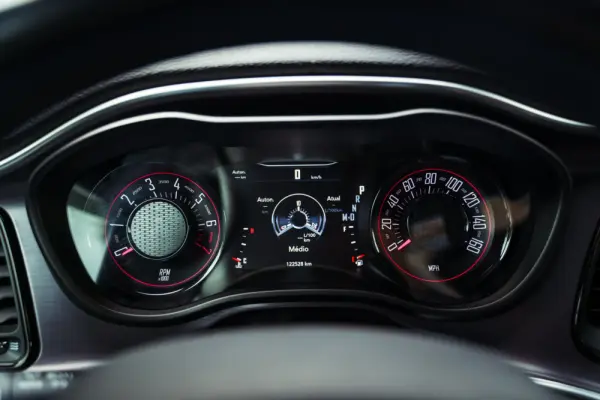 Dodge Challenger Auto SXT Plus 22