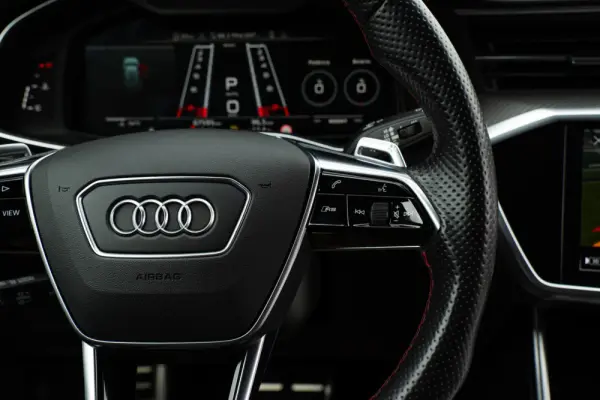 Audi RS6 Avant 4.0 TFSi Plus quattro Tiptronic 21