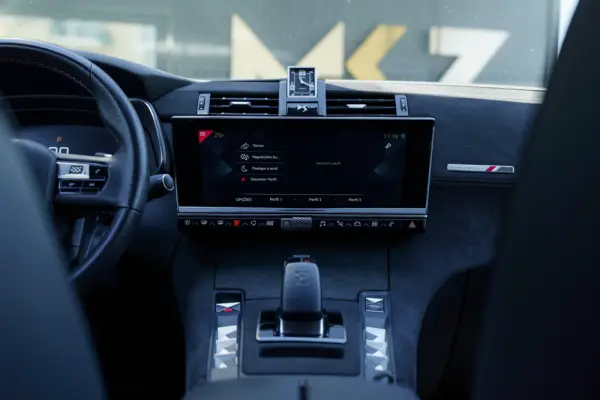 DS DS7 Crossback 2.0 BlueHDi Performance Line EAT8 16