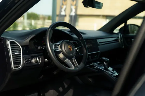 Porsche Cayenne Coupé E-Hybrid Platinum Edition 9