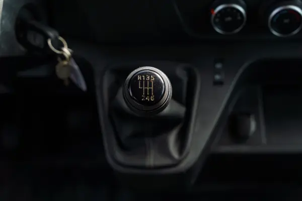 Renault Master L4 BASCULANTE 14