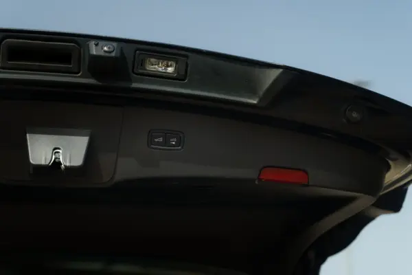 Porsche Cayenne Coupé E-Hybrid Platinum Edition 21