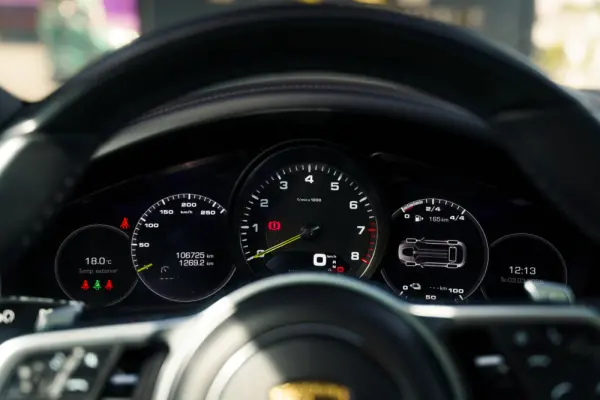 Porsche Cayenne Coupé E-Hybrid Platinum Edition 24