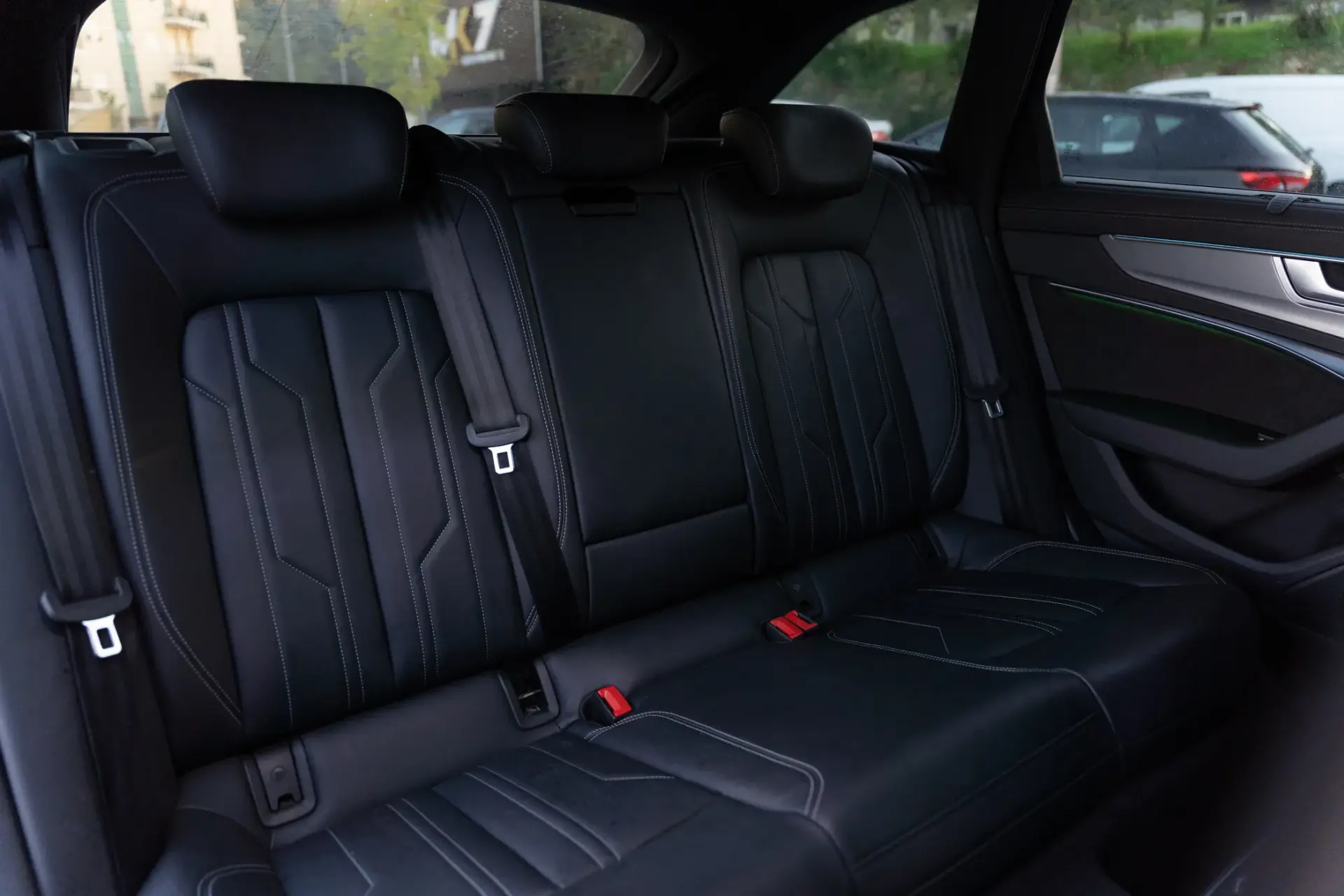 Audi A6 Avant 55 TFSIe quattro S line S tronic 16