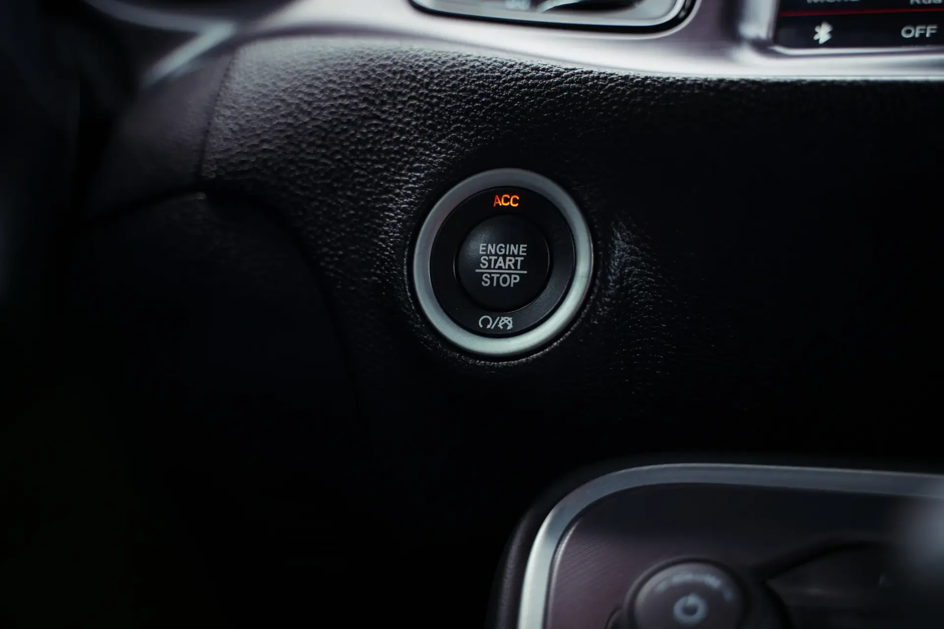 Dodge Challenger Auto SXT Plus 15