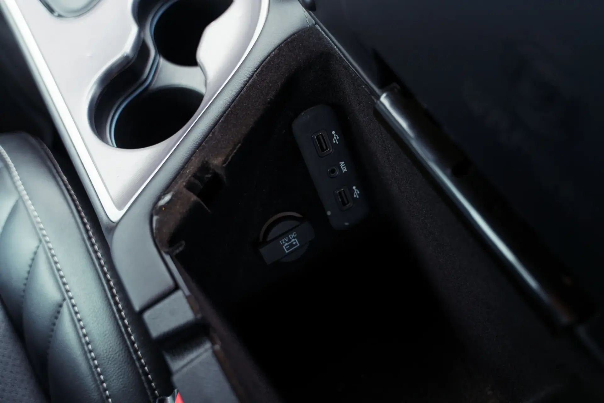 Dodge Challenger Auto SXT Plus 26