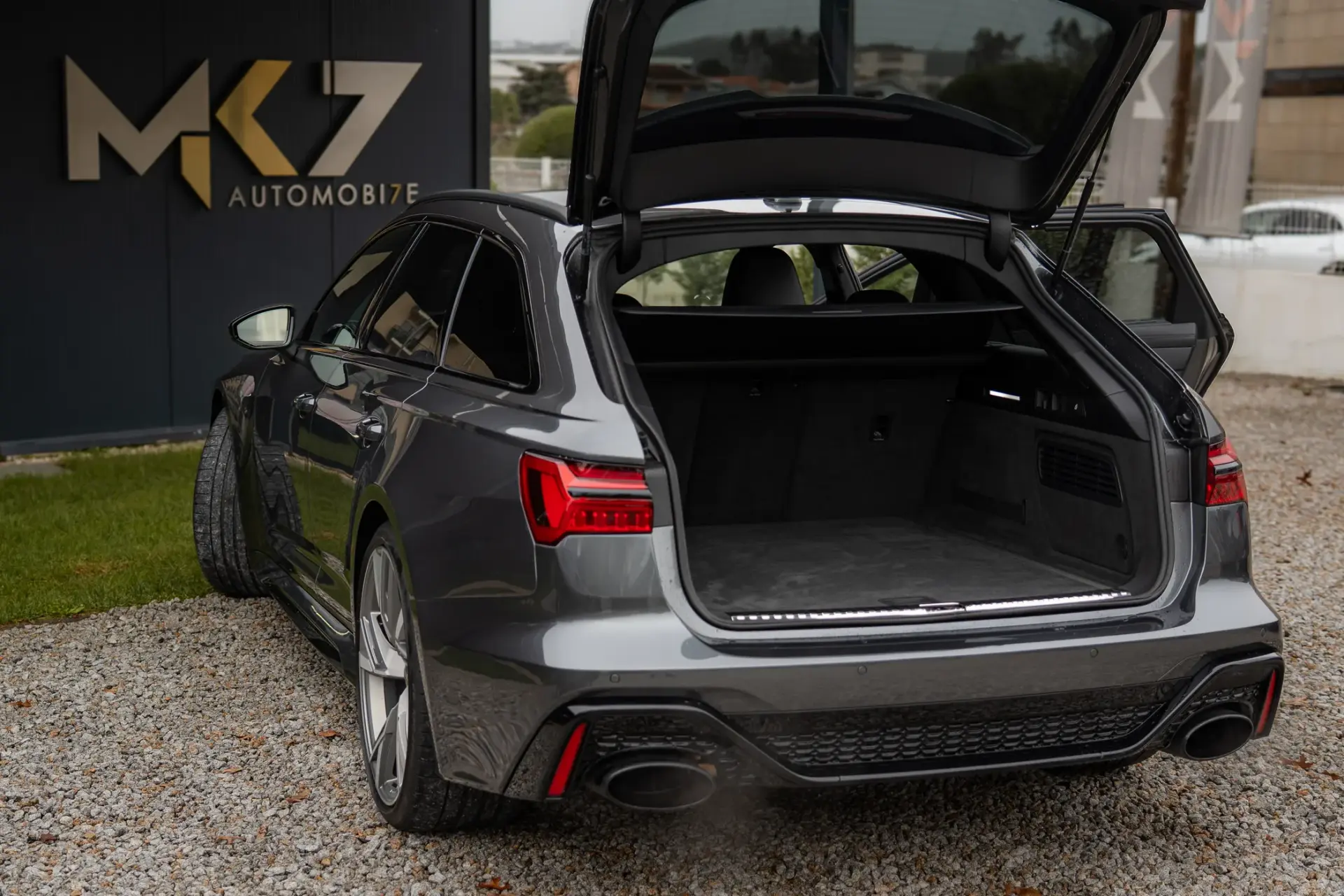 Audi RS6 Avant 4.0 TFSi Plus quattro Tiptronic 37