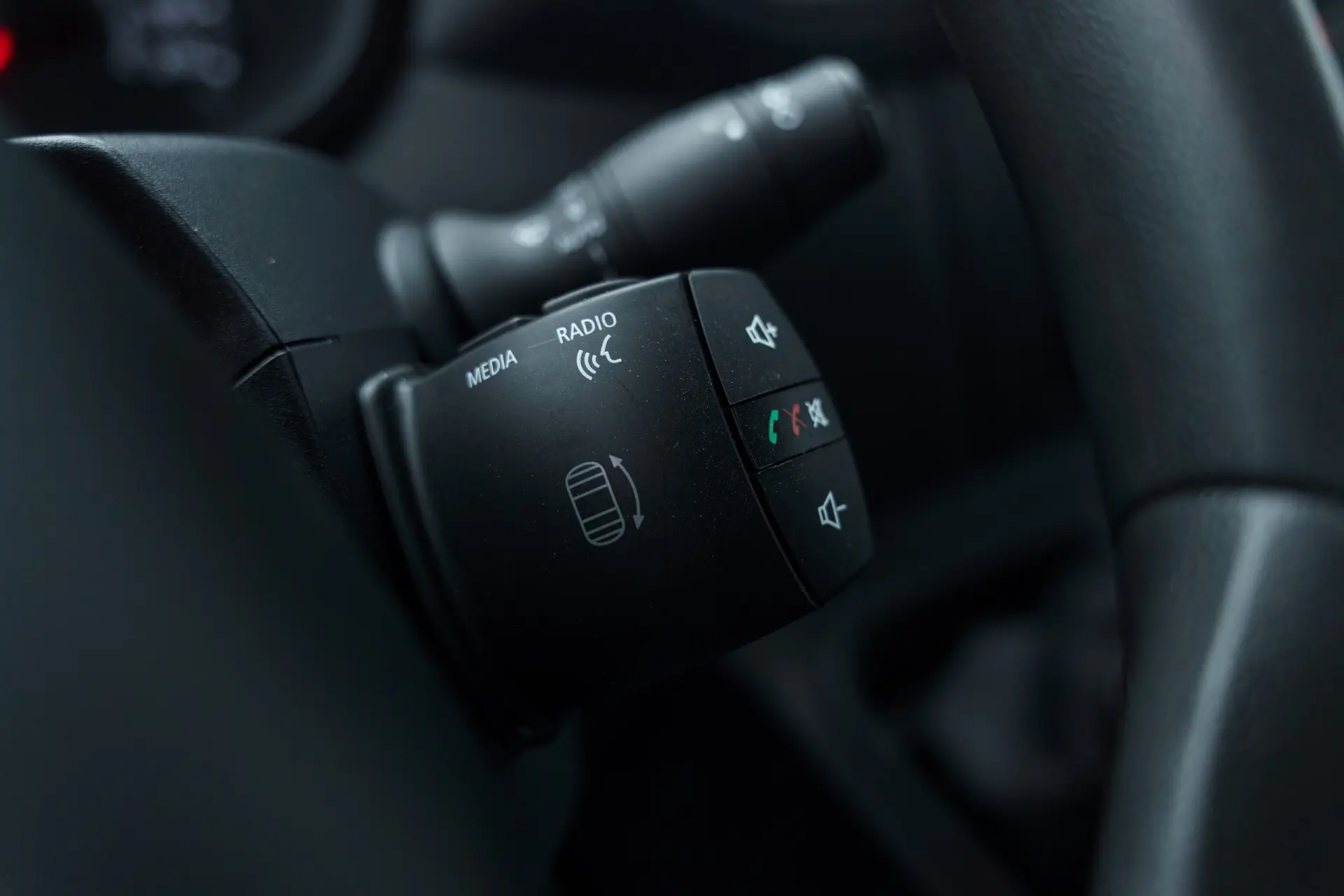 Renault Master L2 H2 25