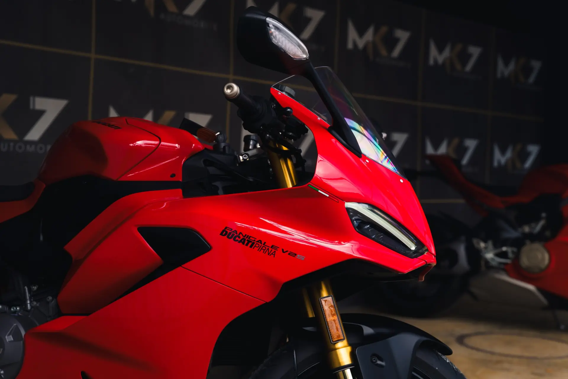 Ducati Panigale V2 V2S 2025 4