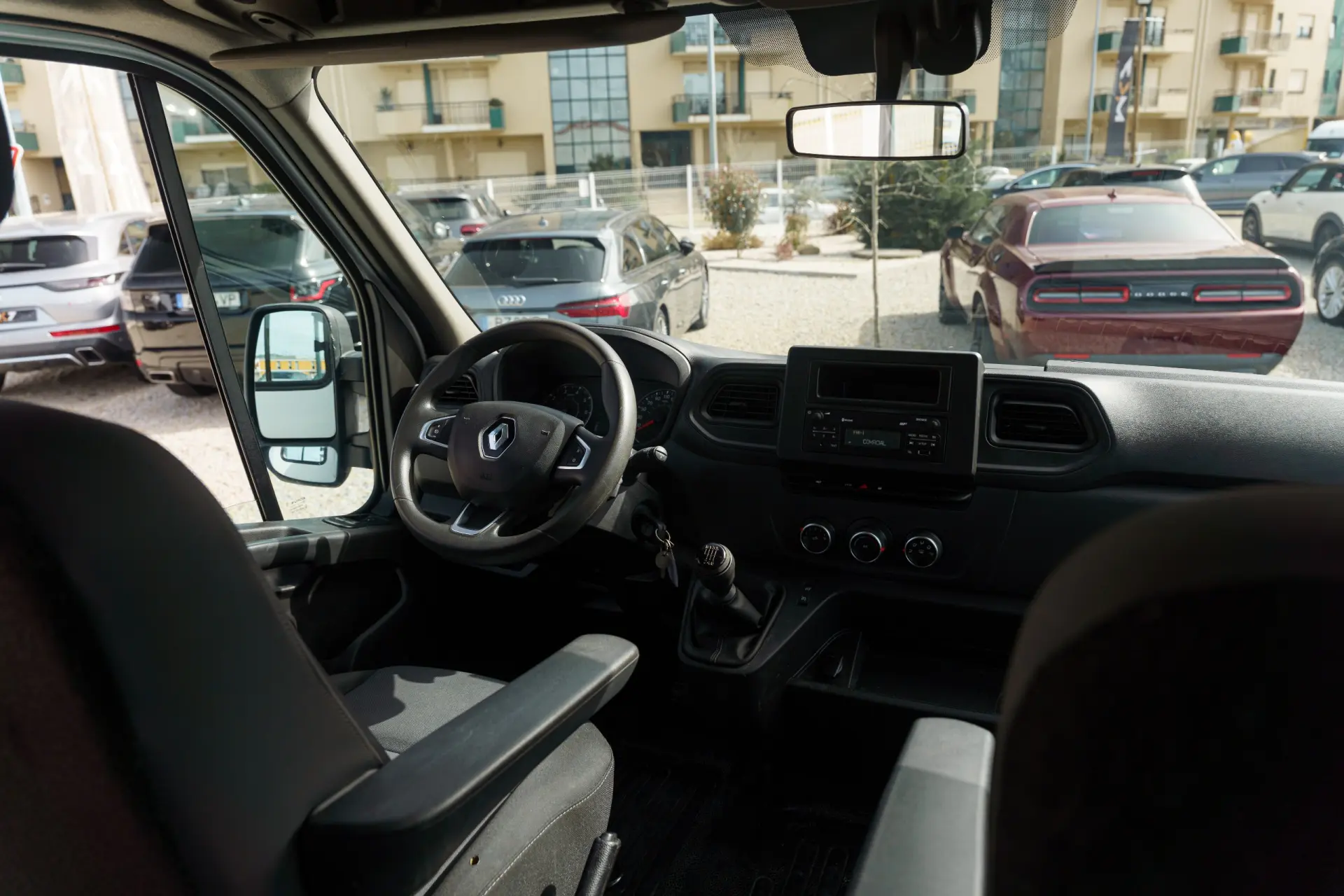 Renault Master L4 BASCULANTE 8