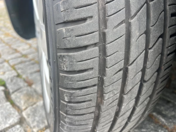 Volkswagen Polo 1.2 CONFORTLINE 5p GPL 14