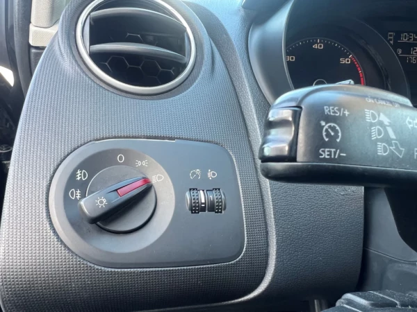 SEAT Ibiza 1.2 STYLE 5p 22