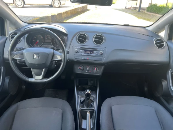 SEAT Ibiza 1.2 STYLE 5p 18