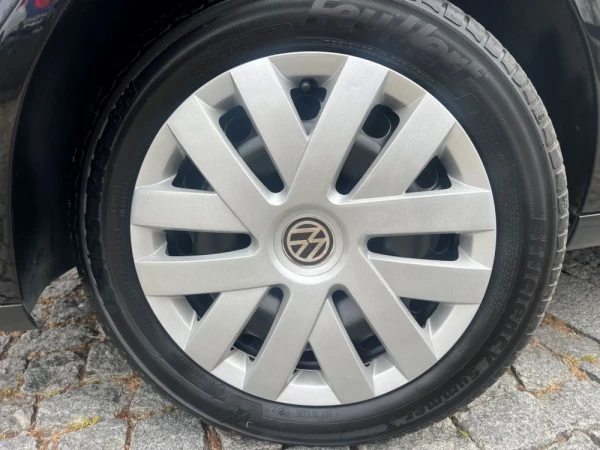 Volkswagen Polo 1.2 CONFORTLINE 5p GPL 13