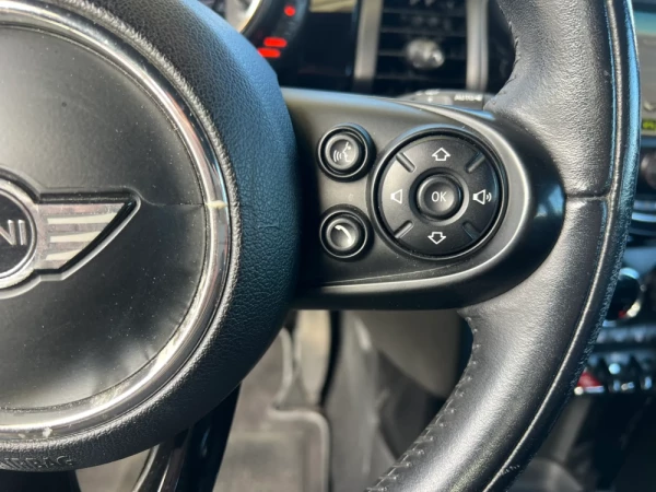 MINI 5 Portas Cooper SD 28