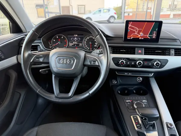 Audi A4 Avant 35 TDI S tronic 20