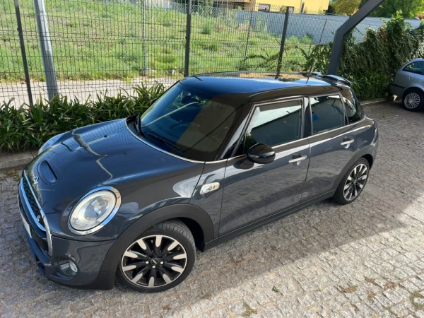 MINI 5 Portas Cooper SD 12