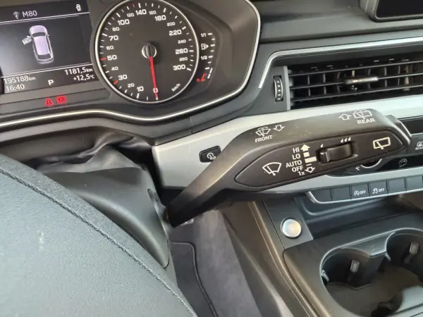 Audi A4 Avant 35 TDI S tronic 27