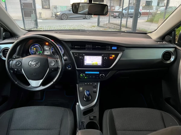 Toyota Auris 1.8 HSD CONFORT+PACK SPORT+NAVY 20