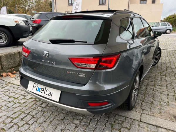 SEAT Leon X-Perience 2.0 TDi DSG 4Drive 6