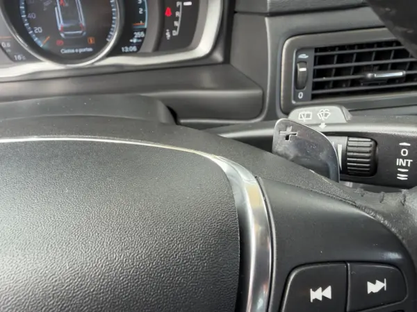 Volvo XC 70 2.0 D4 DYNAMIQUE SUMMUM GEARTRONIC 26