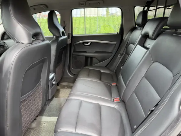 Volvo XC 70 2.0 D4 DYNAMIQUE SUMMUM GEARTRONIC 43