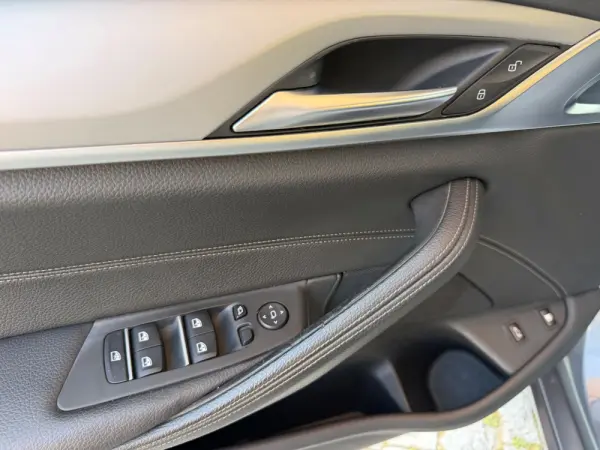 BMW 530 e iPerformance 18