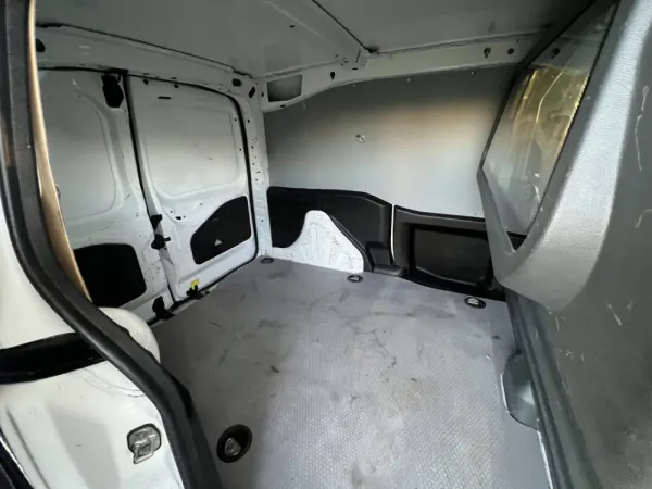 Peugeot Partner 1.6 e-HDi Confort 17