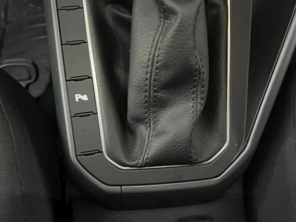 Volkswagen Taigo 1.0 TSI R LINE DSG 110 cv 44