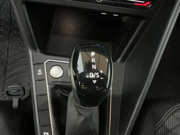 Volkswagen Taigo 1.0 TSI R LINE DSG 110 cv 43