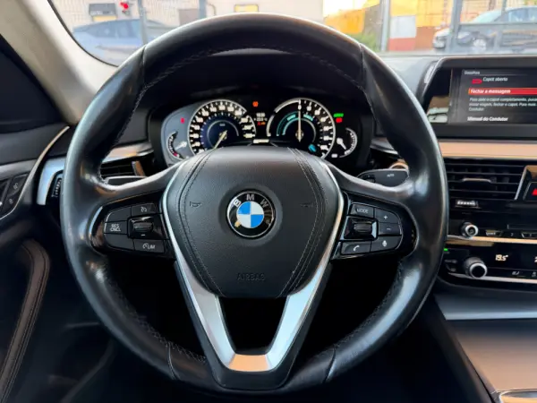 BMW 530 e iPerformance 25