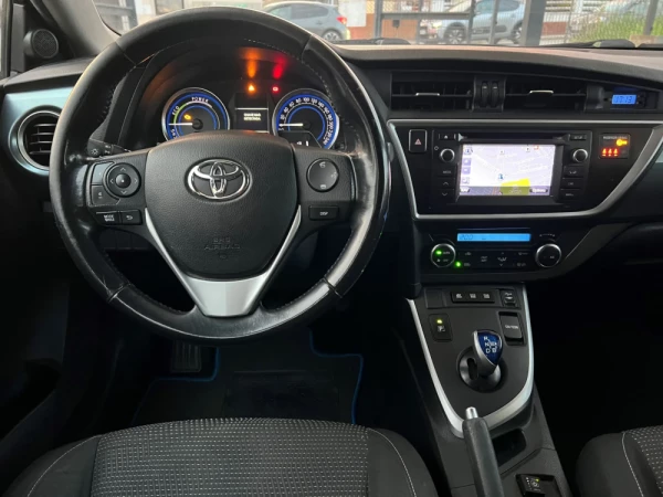 Toyota Auris 1.8 HSD CONFORT+PACK SPORT+NAVY 21