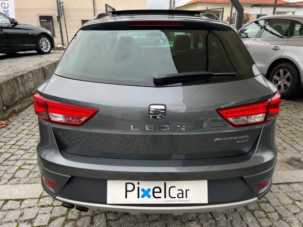 SEAT Leon X-Perience 2.0 TDi DSG 4Drive 8