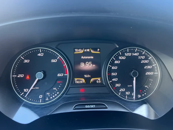 SEAT Leon X-Perience 2.0 TDi DSG 4Drive 33