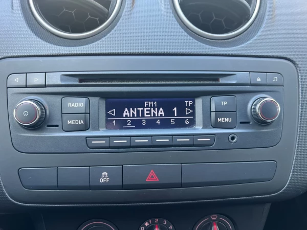 SEAT Ibiza 1.2 STYLE 5p 25