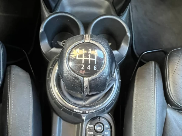 MINI 5 Portas Cooper SD 36